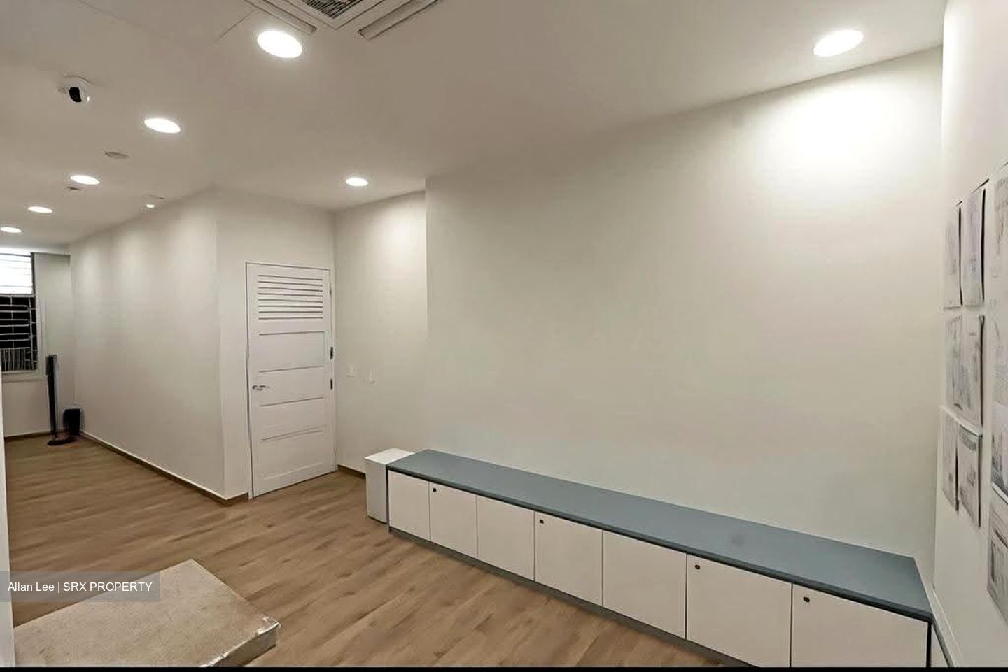 Ansar Garden (D16), Retail #617583331